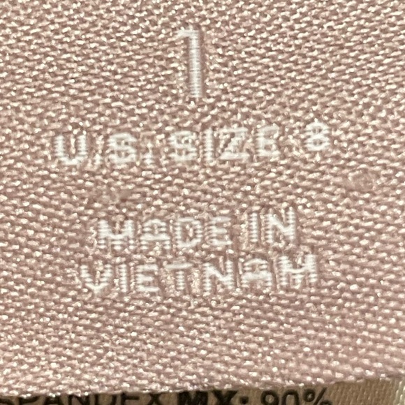 Size 8 - Picture 4 of 4